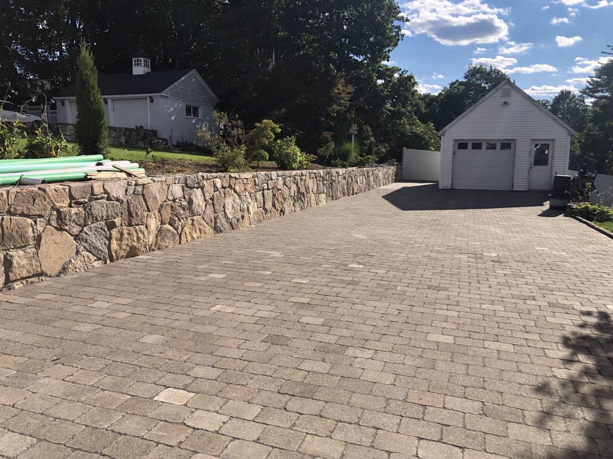 construccion patios in Danbury CT